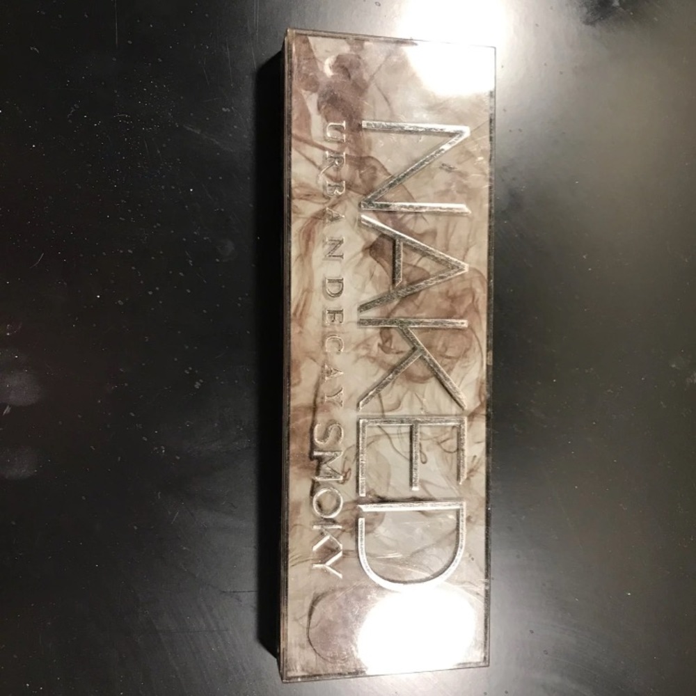 Urban Decay Naked Smokey